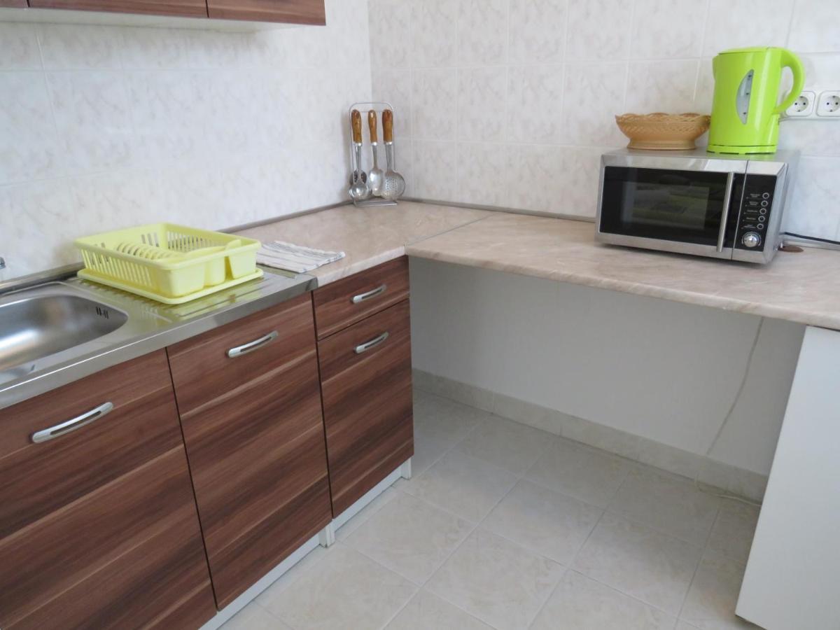 Csaladi Elmeny Apartman Es Vendeghaz Apartment Hajduszoboszlo Ngoại thất bức ảnh