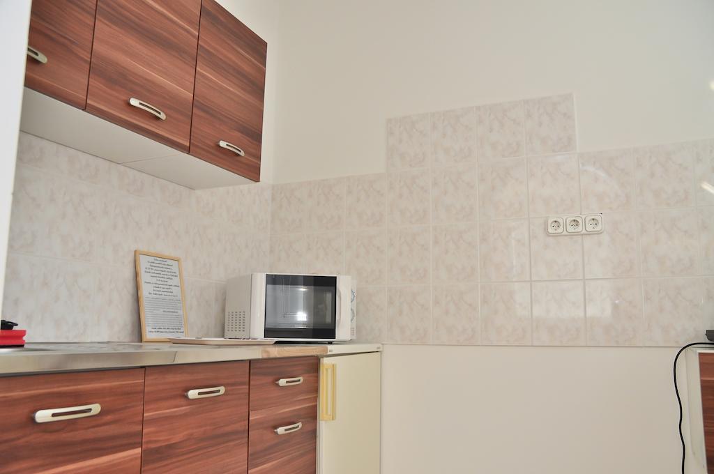 Csaladi Elmeny Apartman Es Vendeghaz Apartment Hajduszoboszlo Ngoại thất bức ảnh